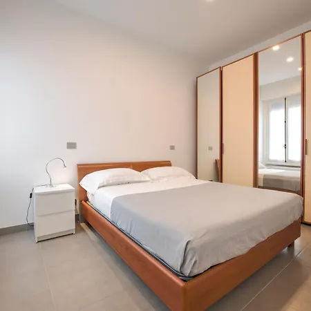 Central With Parking Apartment Chiavari